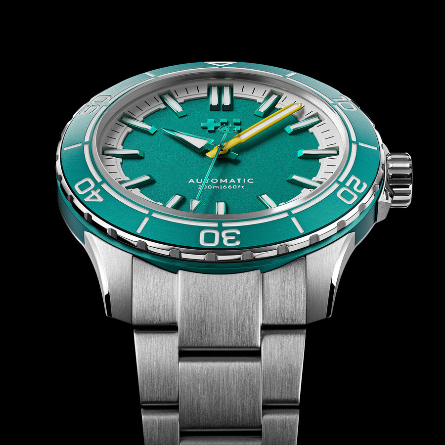 c60 trident reef christopher ward