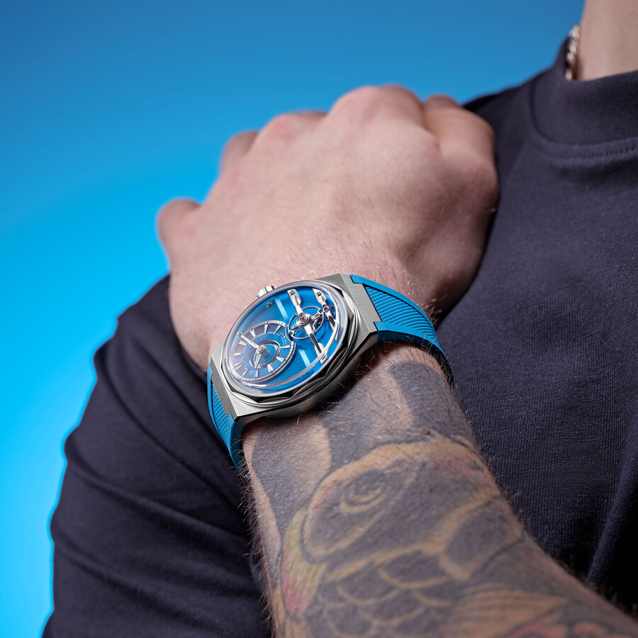 c12-loket christopher ward