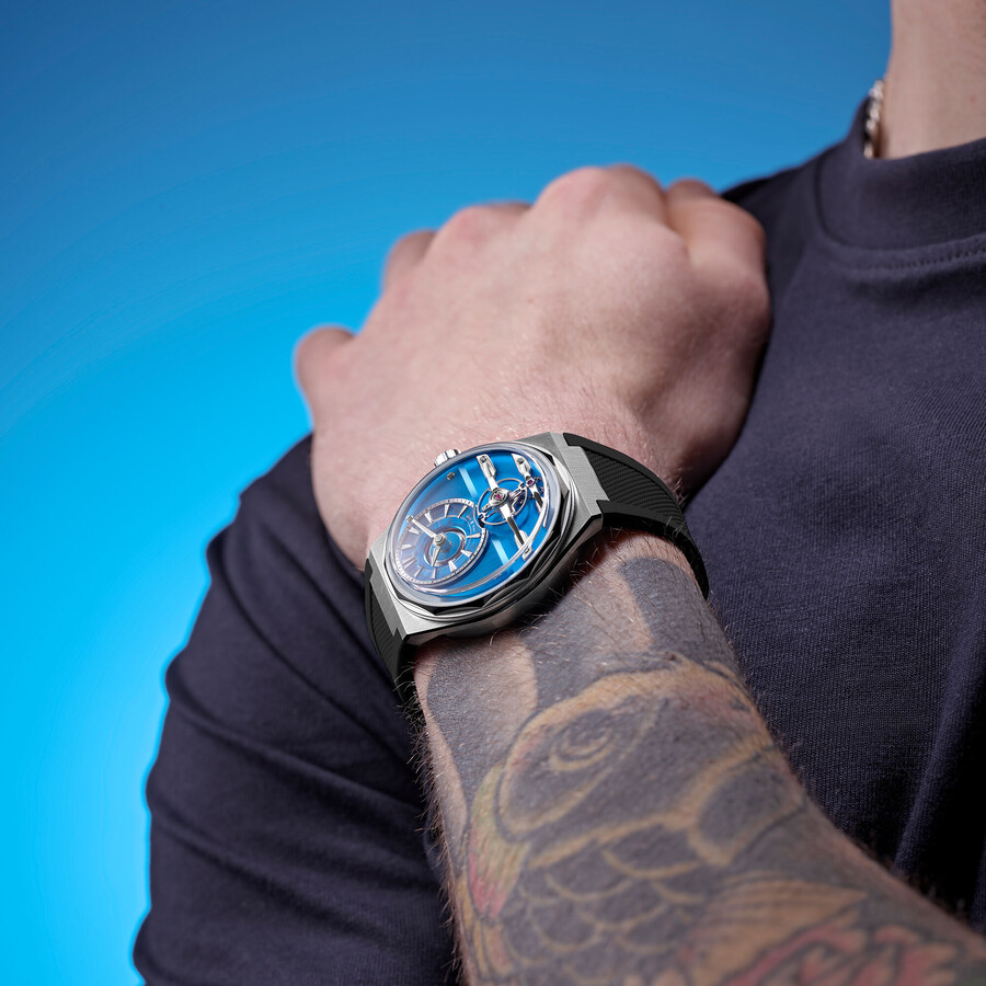 c12-loket christopher ward